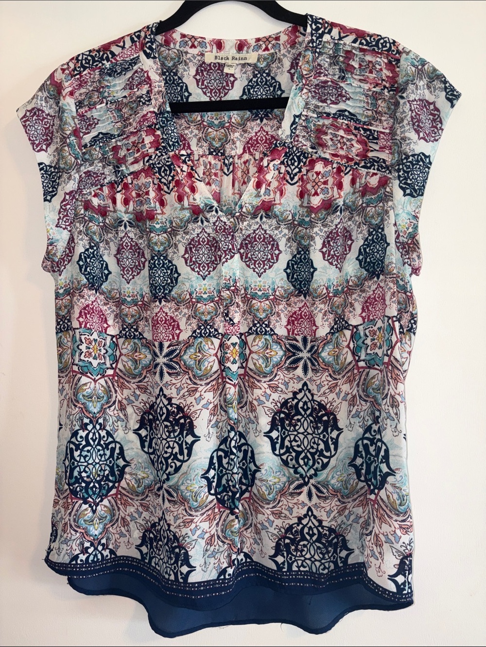 Black Rainn Multicolor Geometric & Medallion Print Cap-Sleeve Blouse